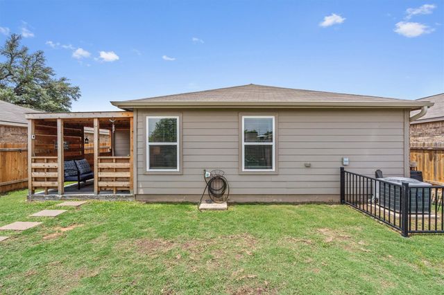 145 Independence Ave, Liberty Hill, TX 78642