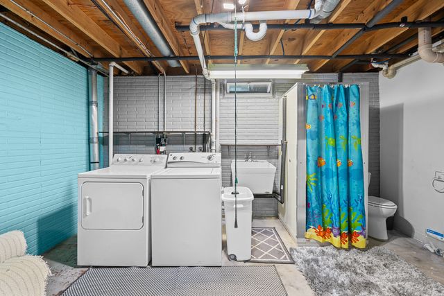 2544 Central Avenue, Bettendorf, IA 52722