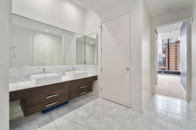 210 Lavaca ST 1810, Austin, TX 78701