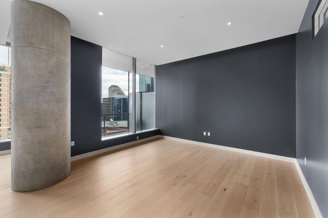 210 Lavaca ST 1810, Austin, TX 78701
