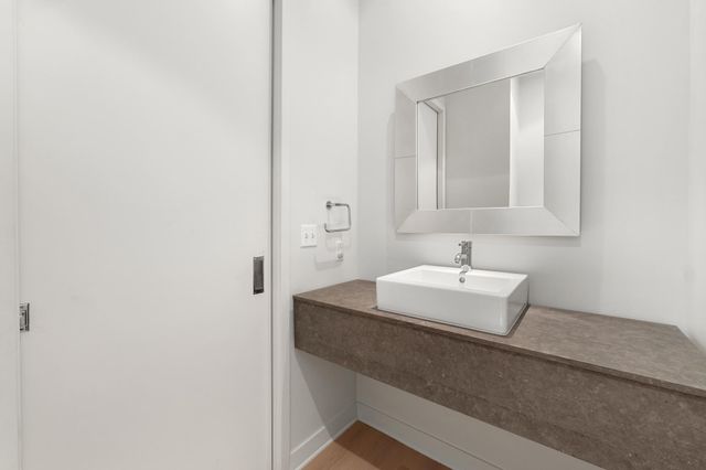 210 Lavaca ST 1810, Austin, TX 78701