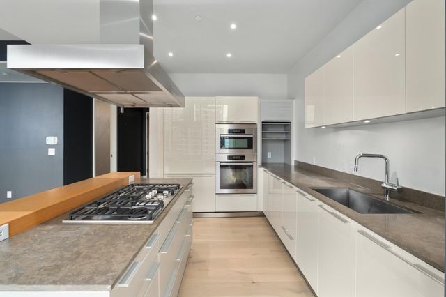 210 Lavaca ST 1810, Austin, TX 78701