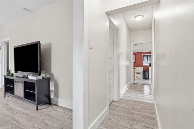 618 8th Ave, New Brighton, PA 15066