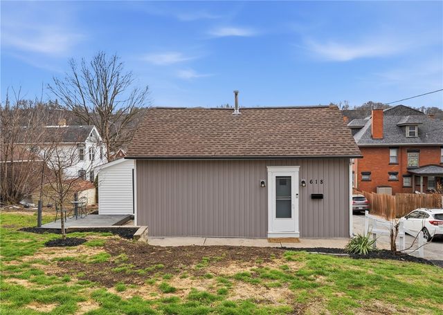618 8th Ave, New Brighton, PA 15066