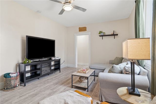 618 8th Ave, New Brighton, PA 15066