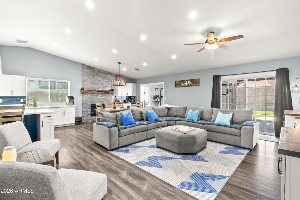 7316 E DRUMMER Avenue, Mesa, AZ 85208 — photo 5