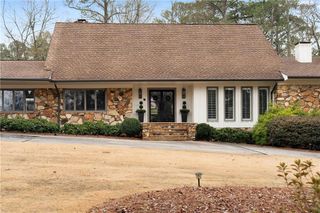 10 Woodland Drive, Cartersville, GA 30120