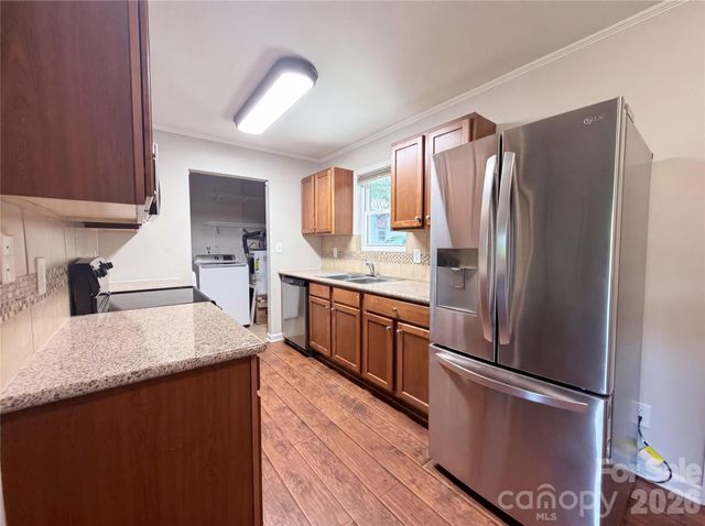 186 Jasmine Circle, Troutman, NC 28166
