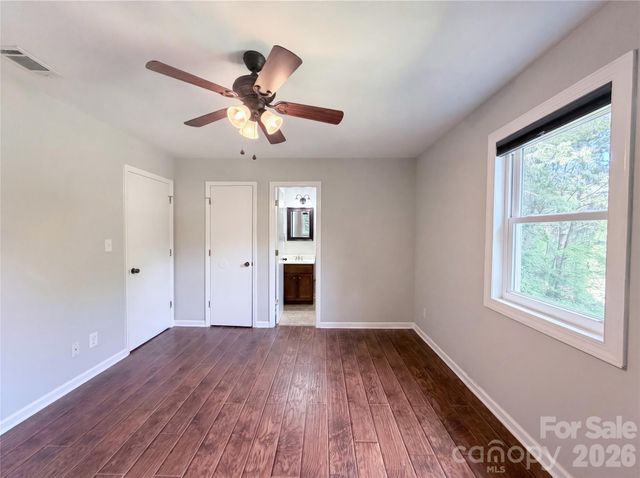 186 Jasmine Circle, Troutman, NC 28166