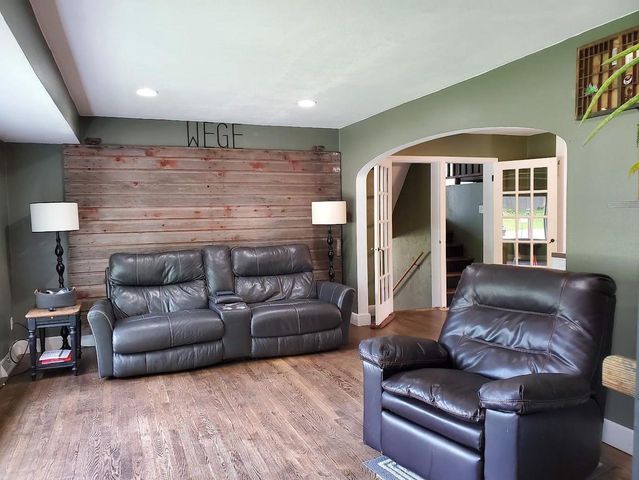 N4687 CHURCH STREET, New London, WI 54961