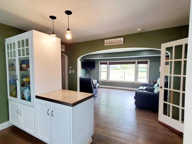 N4687 CHURCH STREET, New London, WI 54961