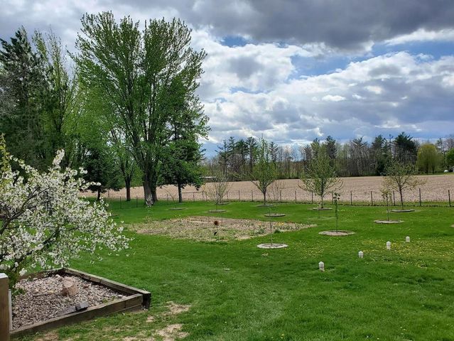N4687 CHURCH STREET, New London, WI 54961