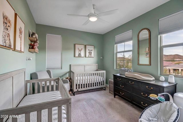 517 E BALAO Drive E, Phoenix, AZ 85085