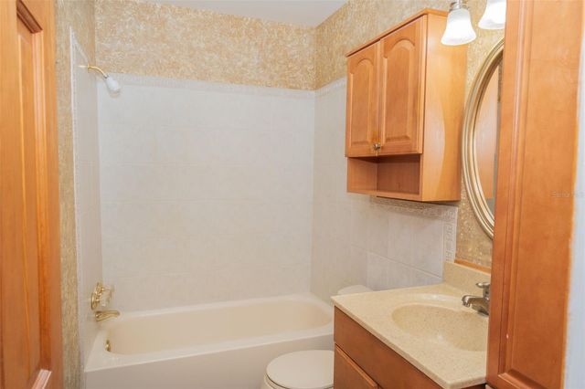 619 GARLAND STREET N, St Petersburg, FL 33703