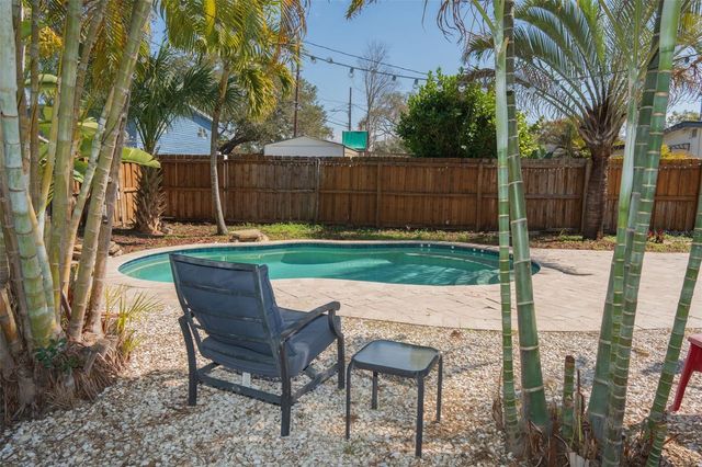 619 GARLAND STREET N, St Petersburg, FL 33703