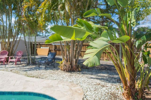 619 GARLAND STREET N, St Petersburg, FL 33703