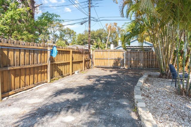 619 GARLAND STREET N, St Petersburg, FL 33703