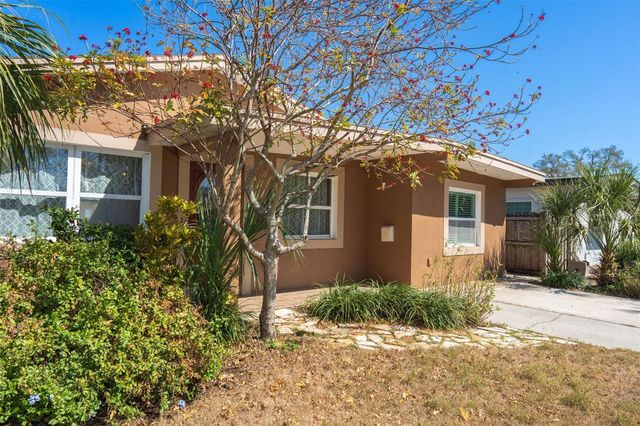 619 GARLAND STREET N, St Petersburg, FL 33703