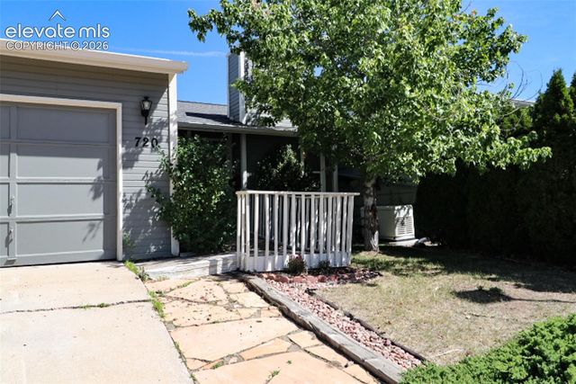 720 San Gabriel Place, Colorado Springs, CO 80906