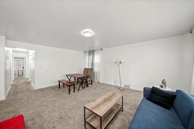 1321 Brummel Street, Evanston, IL 60202