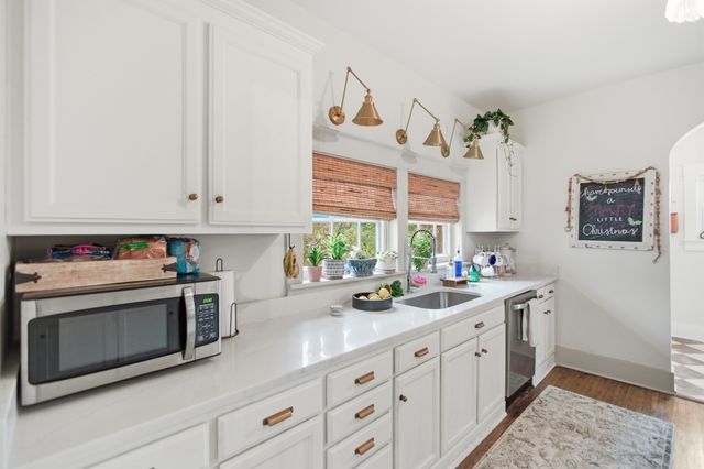 913 Ovoca Rd, Tullahoma, TN 37388