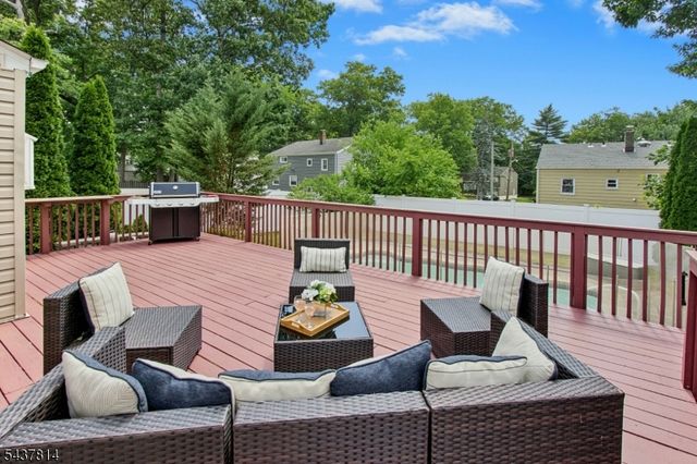 16 Shady Ln, Fanwood Boro, NJ 07023