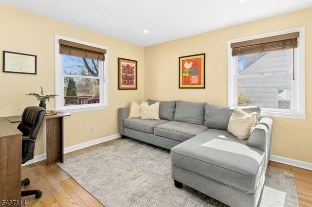 16 Shady Ln, Fanwood Boro, NJ 07023