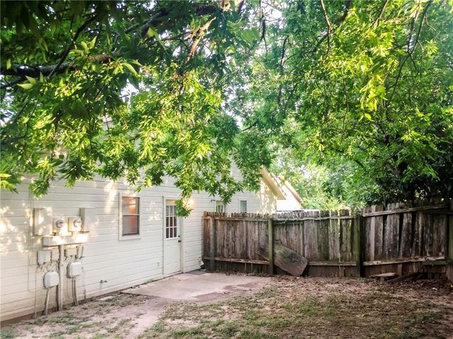 2014 Alex Ave B, Austin, TX 78728