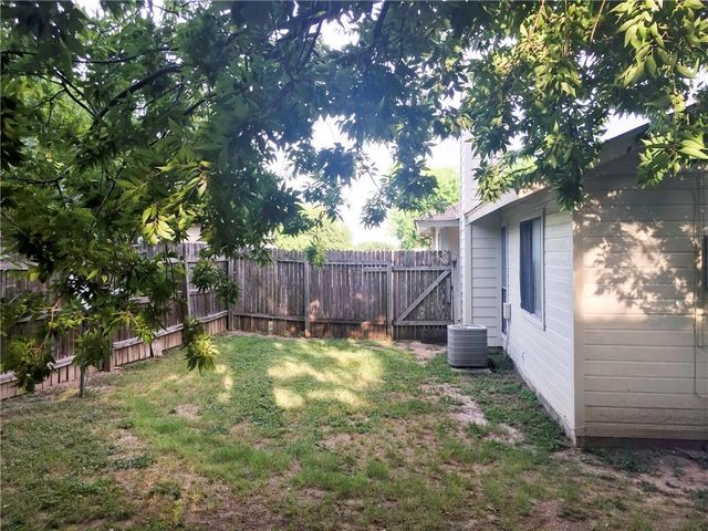 2014 Alex Ave B, Austin, TX 78728