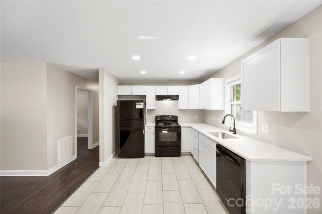 723 Vancouver Lane, Gastonia, NC 28052