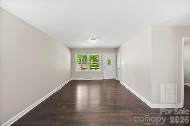 723 Vancouver Lane, Gastonia, NC 28052