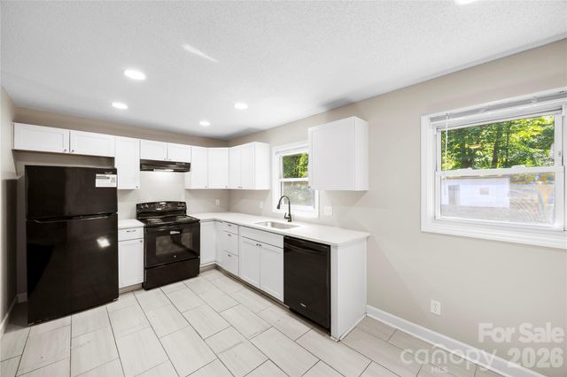 723 Vancouver Lane, Gastonia, NC 28052