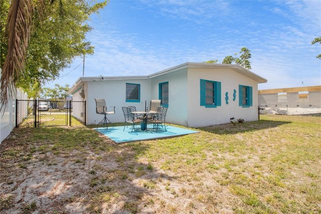 815 CONREID DRIVE NE, Port Charlotte, FL 33952