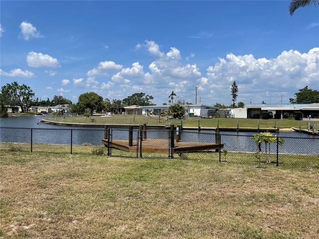 815 CONREID DRIVE NE, Port Charlotte, FL 33952