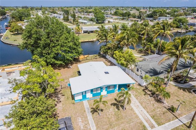 815 CONREID DRIVE NE, Port Charlotte, FL 33952