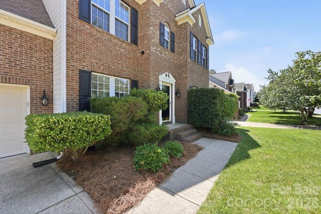 4439 Rock Stream Drive, Charlotte, NC 28269