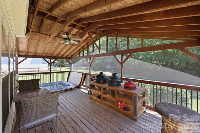 4439 Rock Stream Drive, Charlotte, NC 28269