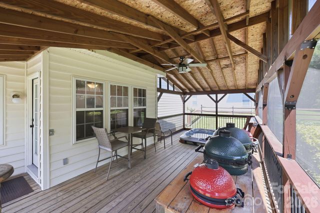 4439 Rock Stream Drive, Charlotte, NC 28269