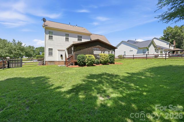 4439 Rock Stream Drive, Charlotte, NC 28269