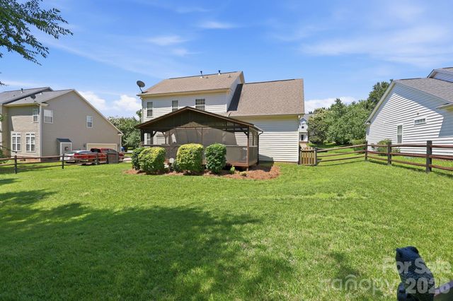 4439 Rock Stream Drive, Charlotte, NC 28269