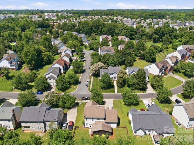 4439 Rock Stream Drive, Charlotte, NC 28269
