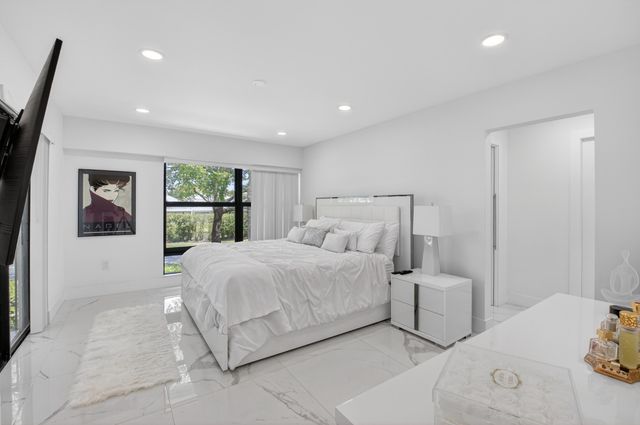 6760 Willow Wood Drive 1204, Boca Raton, FL 33434