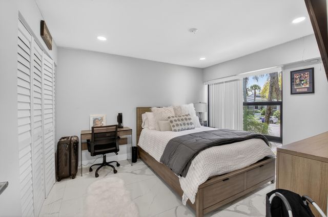 6760 Willow Wood Drive 1204, Boca Raton, FL 33434