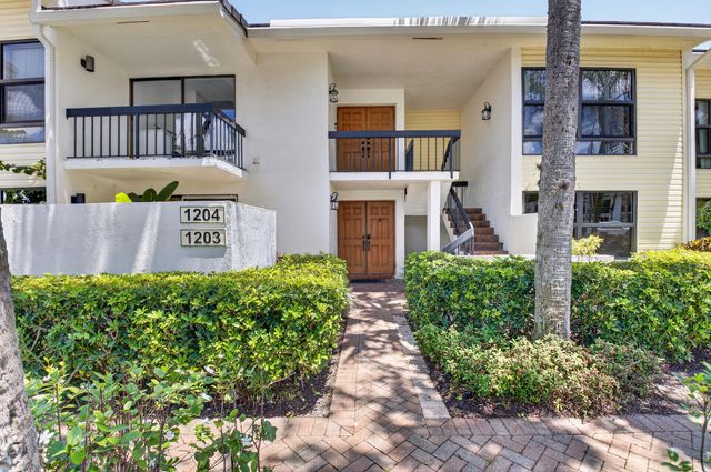 6760 Willow Wood Drive 1204, Boca Raton, FL 33434