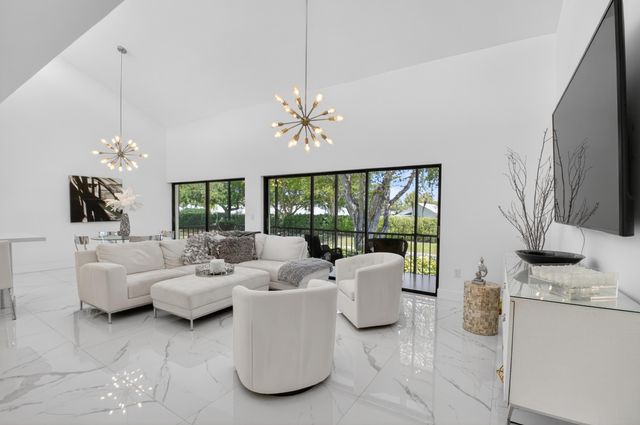 6760 Willow Wood Drive 1204, Boca Raton, FL 33434