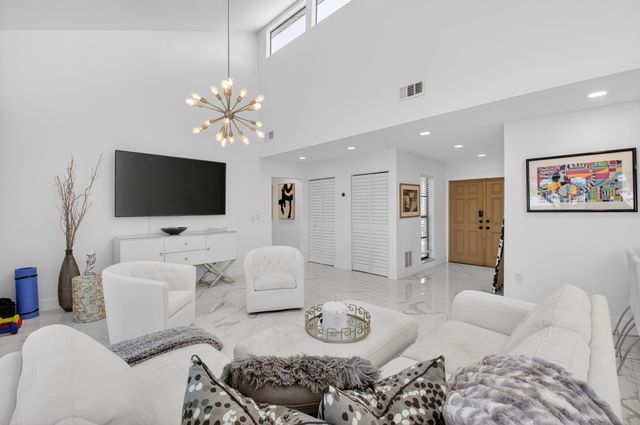 6760 Willow Wood Drive 1204, Boca Raton, FL 33434