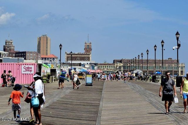 400 Deal Lake Drive 2L, Asbury Park, NJ 07712