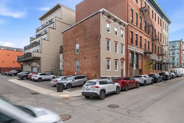 331 E St 2, Boston, MA 02127