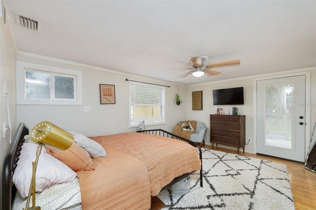 1209 E NORTH STREET, Tampa, FL 33604