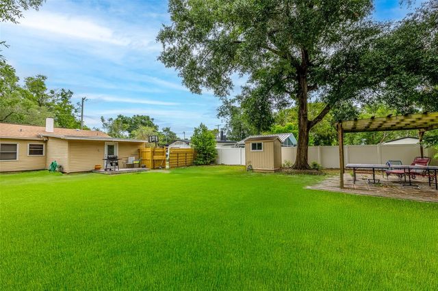 1209 E NORTH STREET, Tampa, FL 33604